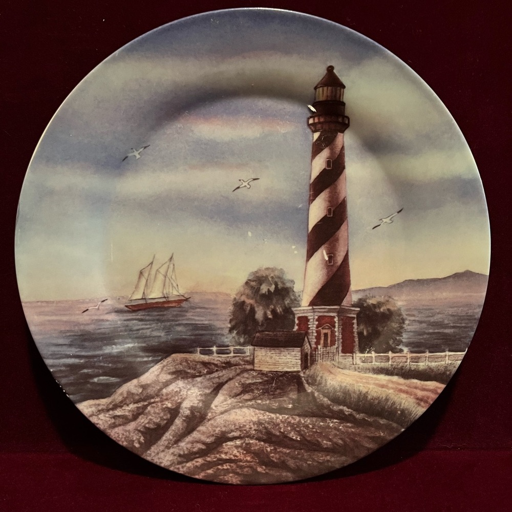 Lighthouse Collectible Plates - Picture 4 of 7